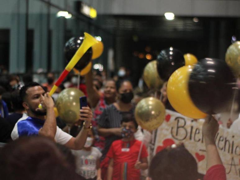 Así se vivió el regreso de Cesia Sáenz a Honduras