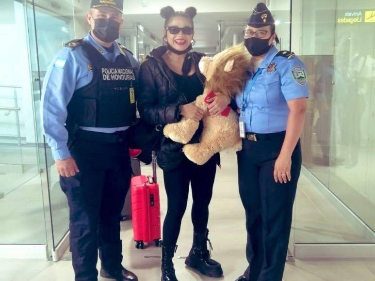 Así se vivió el regreso de Cesia Sáenz a Honduras