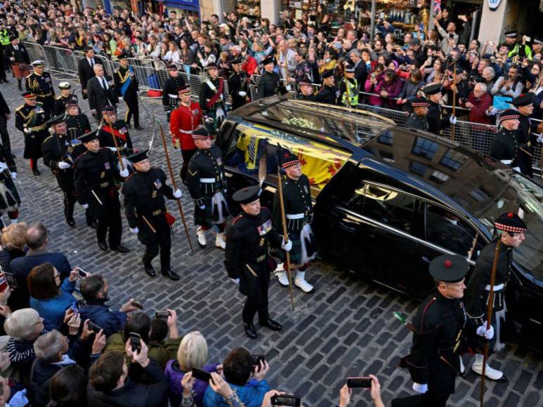 De la capilla al funeral: el programa del Palacio de Buckingham tras la muerte de Isabel II