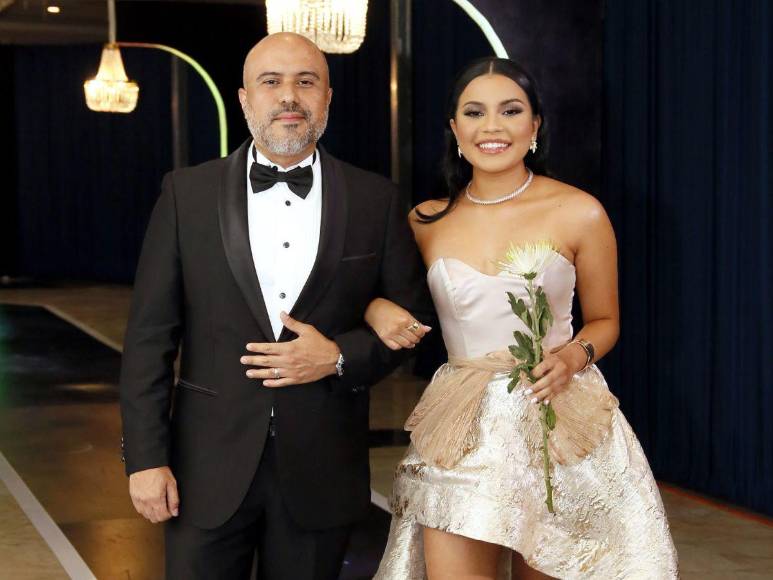 Prom Night 2024 de DelCampo School, aúna júbilo y sobriedad