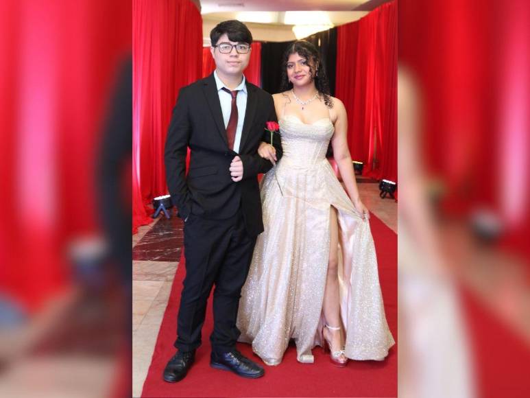 Prom 2024 de la England School, una velada investida de elegancia