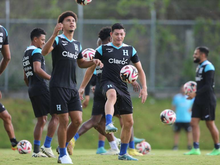 Armonía y arduo trabajo en entrenamiento de Honduras previo a duelo con Cuba