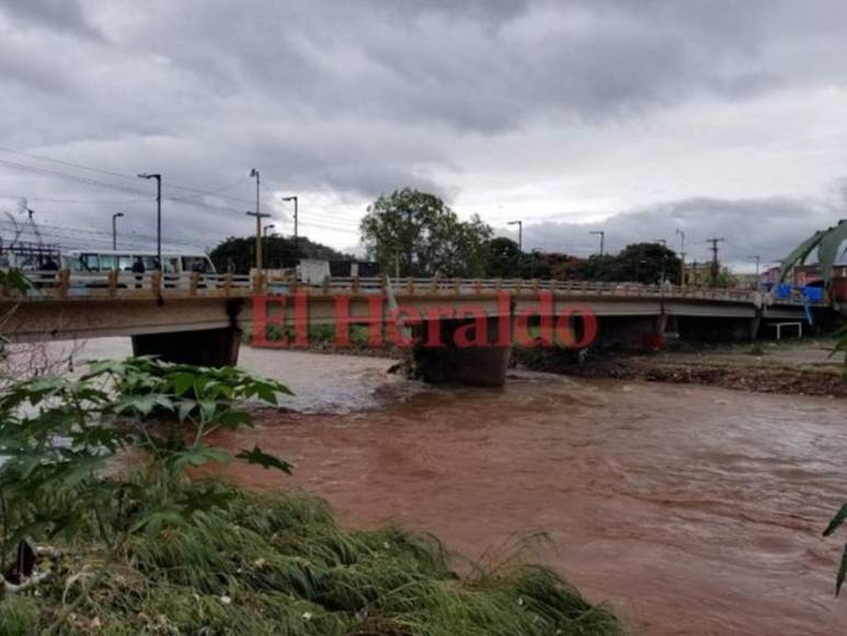 Arrastrados por la furia de la corriente: Las muertes dejadas por embravecidas quebradas en la capital (Fotos)