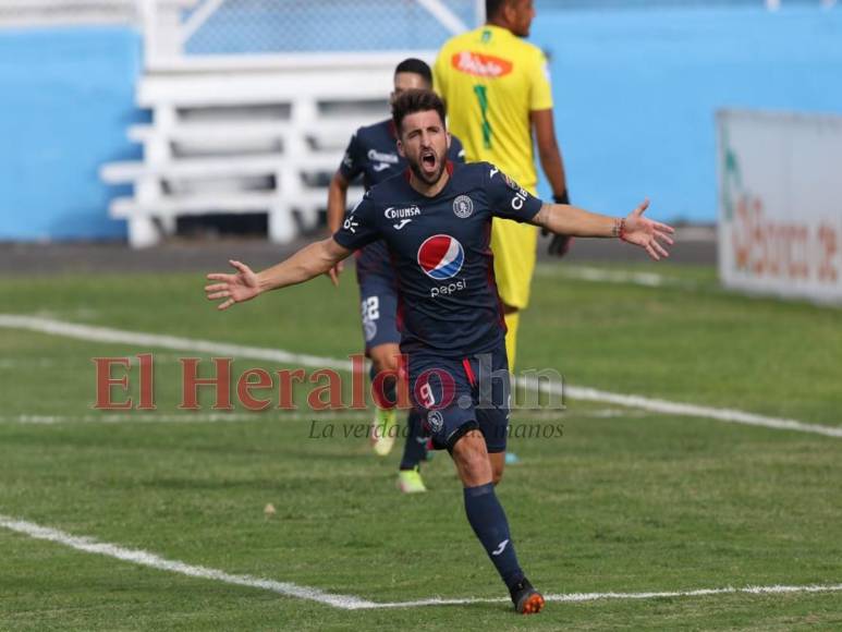 Entradas fuertes, goles y una triste despedida se vivió en el Motagua-Platense (Fotos)
