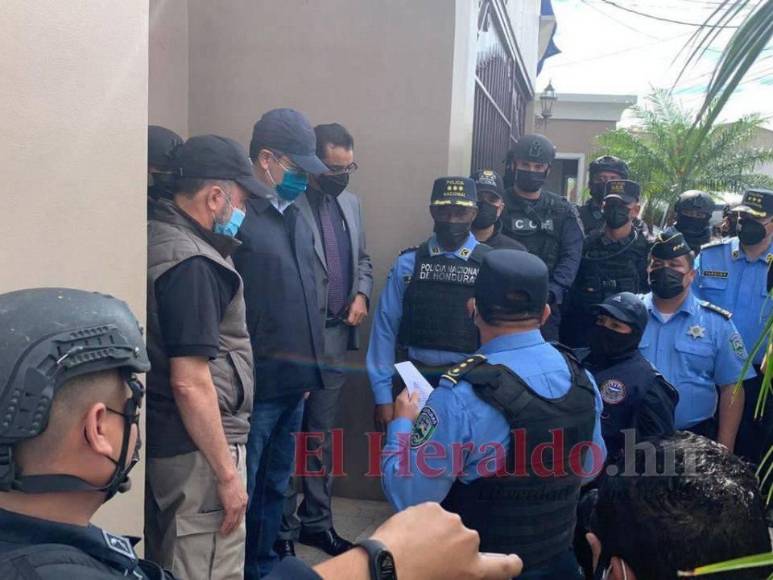 Con megaoperativo y por una ruta no revelada: el plan A y B que tendría las autoridades para la extradición de JOH