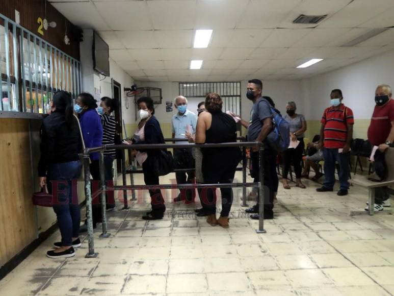 El colapso diario del Hospital Escuela es una bomba de tiempo (Fotos)