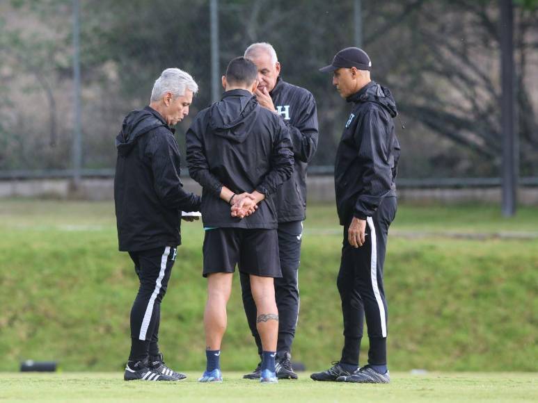 Armonía y arduo trabajo en entrenamiento de Honduras previo a duelo con Cuba