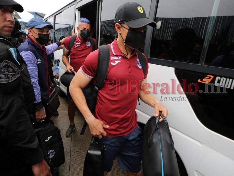 En medio de algarabía de su afición llega Motagua al Chelato Uclés (Fotos)