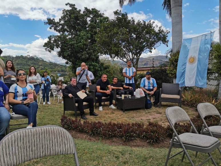 Así disfrutó la comunidad argentina en Honduras el decisivo partido contra México en el Mundial de Qatar 2022