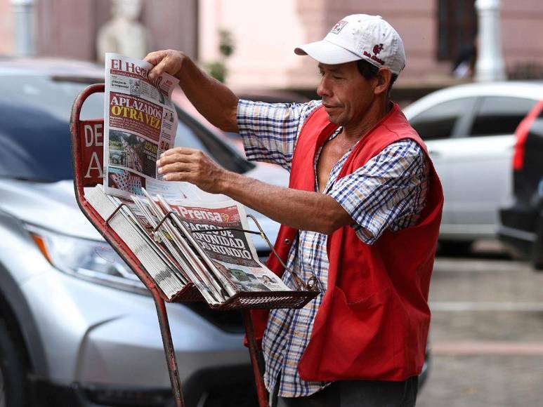 Felicidades a todos los canillitas en su día por su destacada labor