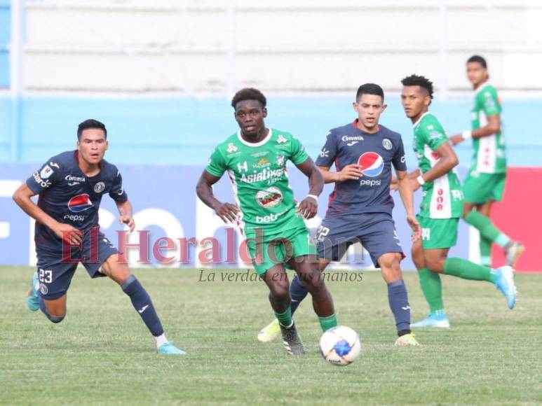 Entradas fuertes, goles y una triste despedida se vivió en el Motagua-Platense (Fotos)