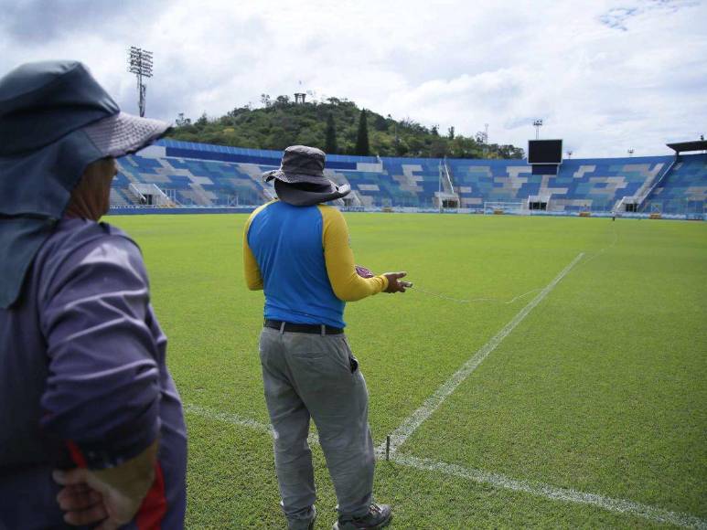 Inician los preparativos del Estadio Nacional para Honduras -México