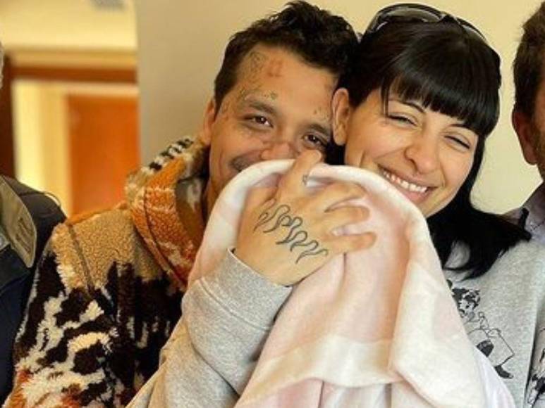 Un robo y una infidelidad: las razones por las que Nodal y Cazzu terminaron