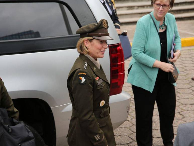 Jefa del Comando Sur de EEUU, Laura Richardson, visita Casa Presidencial