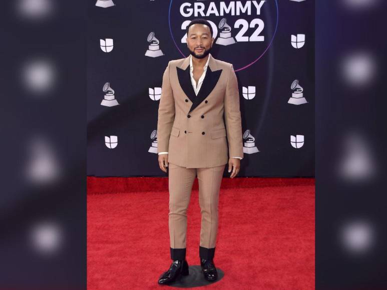 Estos fueron los mejores looks de la alfombra roja de los Latin Grammy 2022