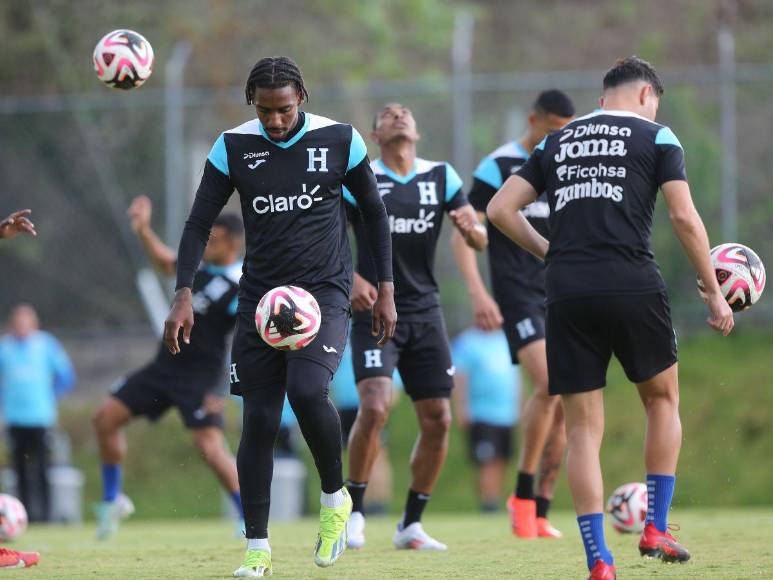 Armonía y arduo trabajo en entrenamiento de Honduras previo a duelo con Cuba
