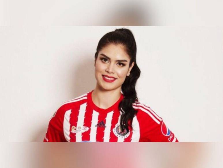 Presentadora asesinada, era hermana del futbolista del Cruz Azul, Carlos Salcedo