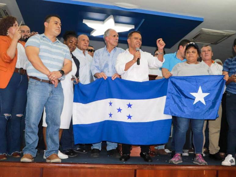 Líderes nacionalistas respaldan a David Chávez y piden “mantenerse alerta”