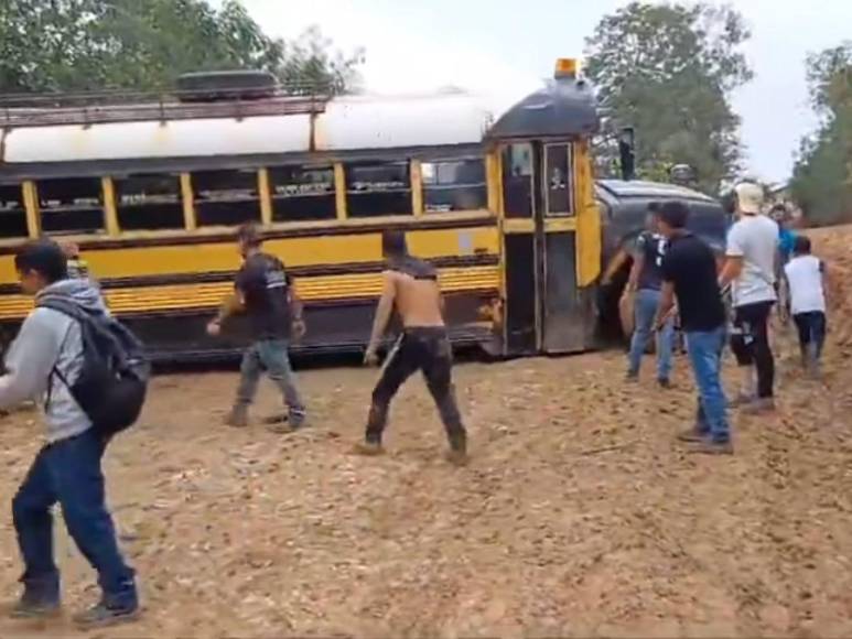 Comunidades incomunicadas, pérdidas y evacuaciones: el saldo de las lluvias en Honduras