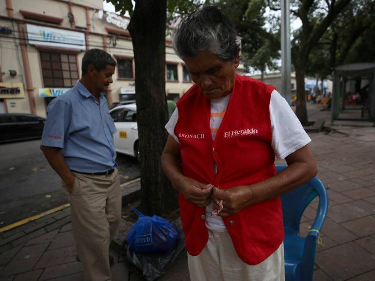 Felicidades a todos los canillitas en su día por su destacada labor