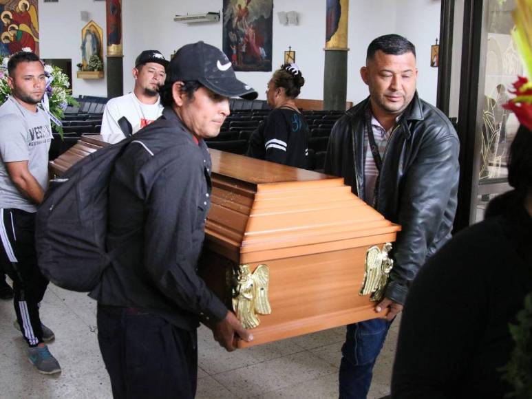 Doloroso adiós: así fue el velorio de Richard Ávila, estudiante del Milla Selva asesinado