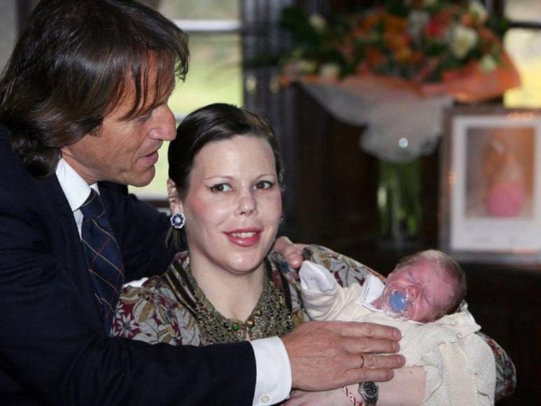 El impresionante cambio físico de la princesa Kalina de Bulgaria ¿Se operó?