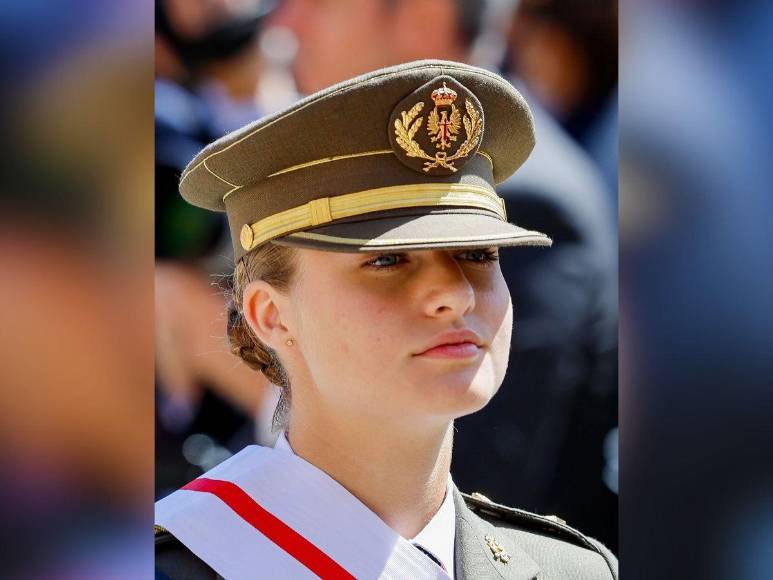 La princesa Leonor se despide de la academia militar en Zaragoza
