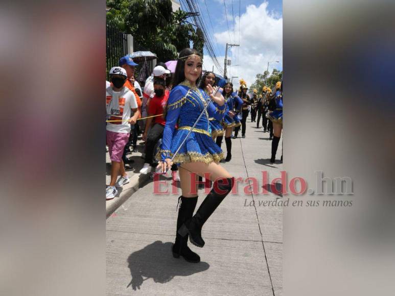 Mía Rodríguez, la bella palillona del Yave Nissi que conquistó los desfiles 2022