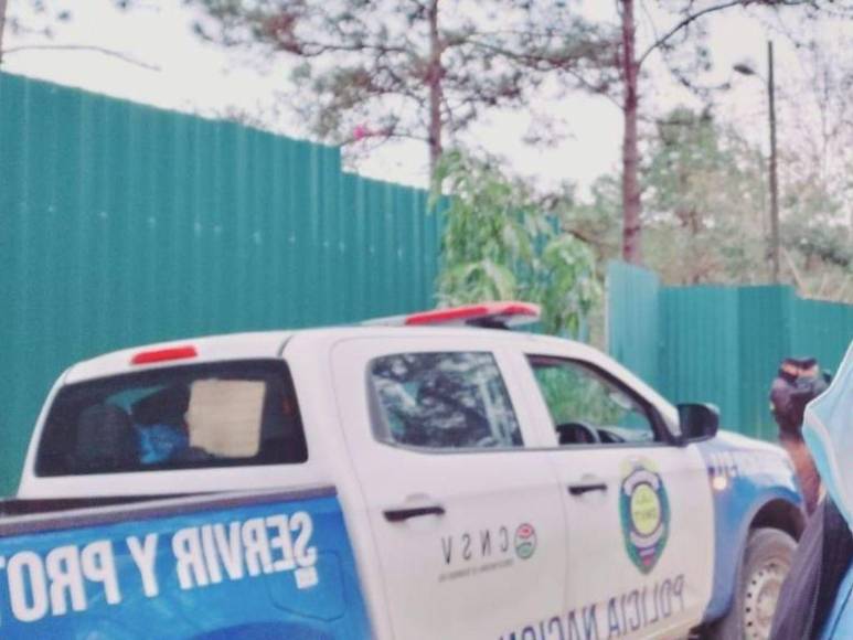 FOTOS: Autoridades resguardan bienes de JOH para evitar saqueos