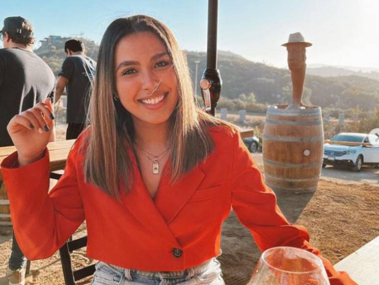 Novias de Christian Nodal, ¿quiénes son y a qué se dedican en la actualidad?