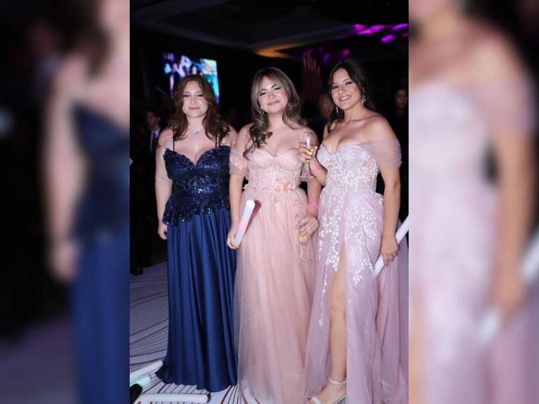 Prom 2024 de la Escuela Americana: Una velada marcada por brillo y elegancia