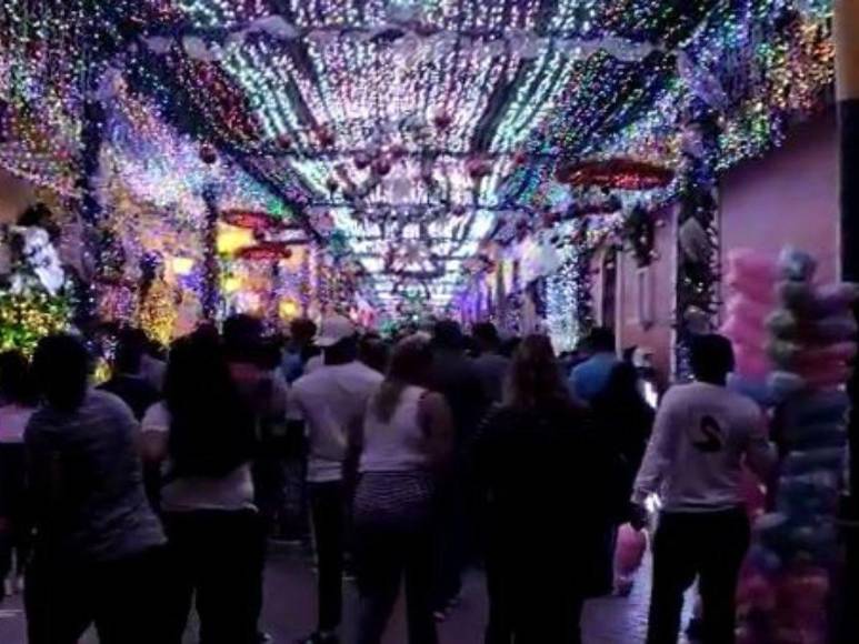 Comayagua brilla con su tradicional Paseo Navideño y da inicio a su Feria Patronal