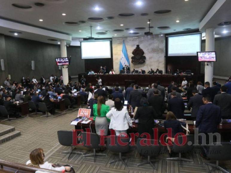 Sin consenso por el artículo 15, pitazos y molestias, Congreso Nacional debate ley para Junta Nominadora