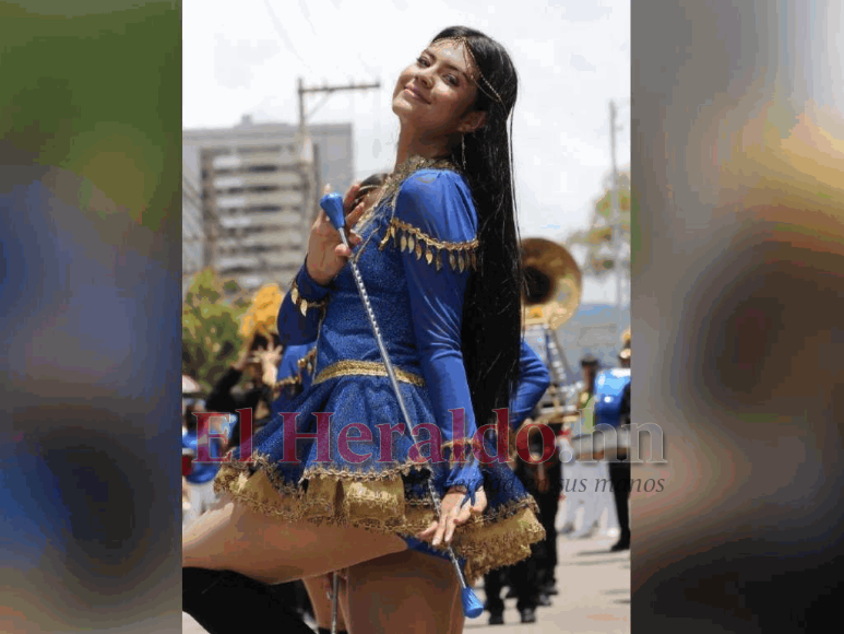 Mía Rodríguez, la bella palillona del Yave Nissi que conquistó los desfiles 2022