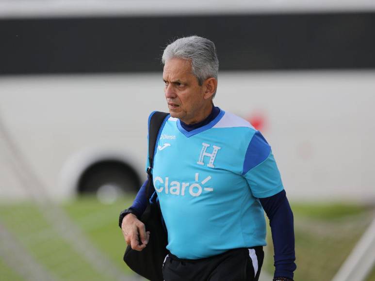 Armonía y arduo trabajo en entrenamiento de Honduras previo a duelo con Cuba
