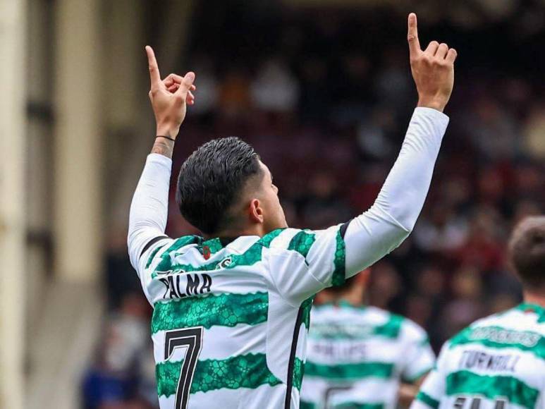 ¿Con homenaje a Pavón? Así celebró Luis Palma su primer gol con el Celtic en Escocia