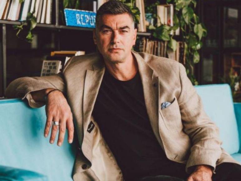 Conoce al atractivo padre de Dua Lipa que roba suspiros en redes sociales