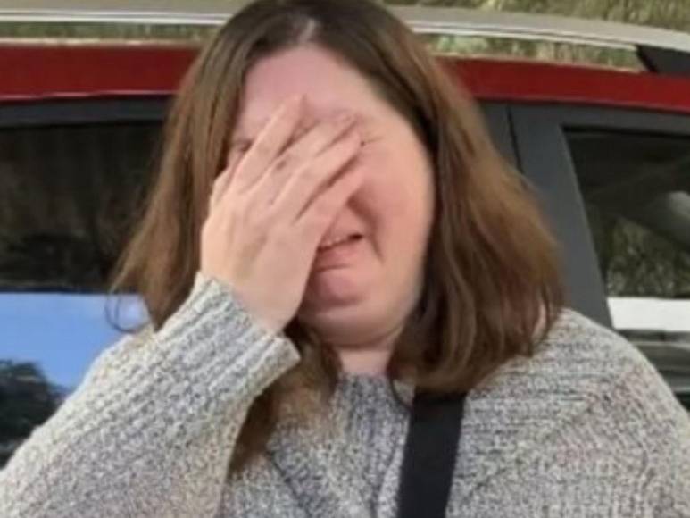 Mujer invitó a comer a sus exsuegros y murieron tras ingerir hongos venenosos; hallaron extraño mural en su casa