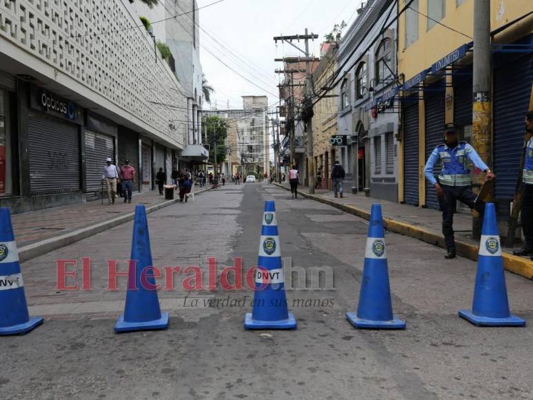 FOTOS: Con ausencia de bancadas presentaron “Informe de los 100 días” de gestión del Congreso Nacional