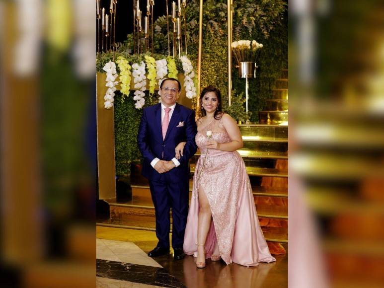 Prom Night 2024 de la Elvel School, un festejo fundido en amor y glamour