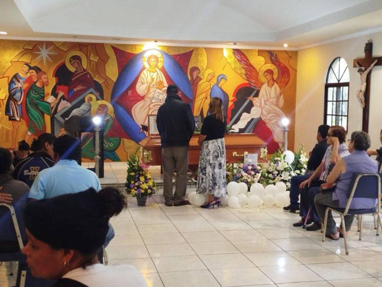 Doloroso adiós: así fue el velorio de Richard Ávila, estudiante del Milla Selva asesinado