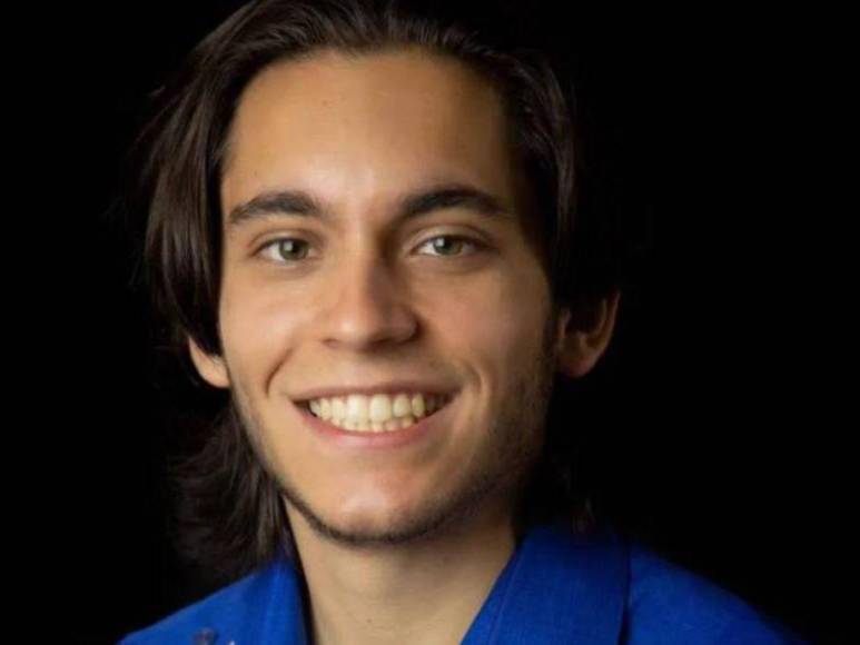 Influencer mexicano critica a Shin Fujiyama y Carlos Eduardo Espina lo defiende