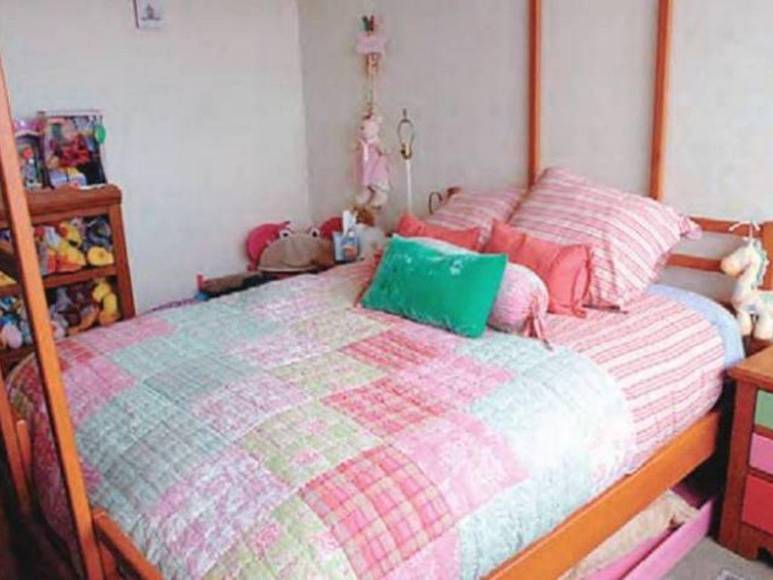 El misterioso caso de Paulette Gebara, la niña que apareció muerta entre los colchones de su cama