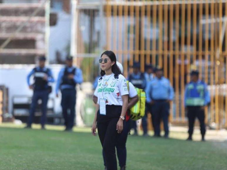 Preparada y amante del fútbol: Danna Valle, nueva presidenta del Platense