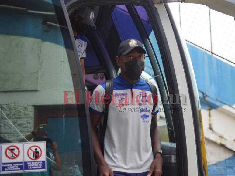 Así fue la llegada de la Selección de Honduras y México al Olímpico