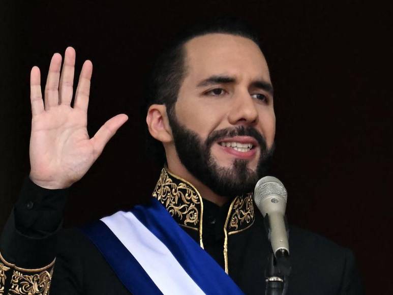 ¡Elegante y distinguido! Así lució Nayib Bukele en su segunda toma de posesión en El Salvador