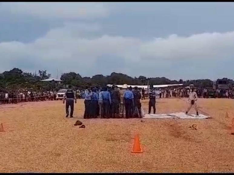 Horrendo accidente en Gracias a Dios: pareja en motocicleta fue arrollada por avioneta que se disponía a aterrizar