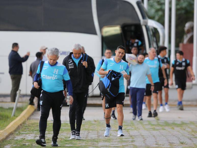 Armonía y arduo trabajo en entrenamiento de Honduras previo a duelo con Cuba