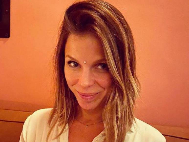 ¿Qué ha sido de Núria Tomás, la exnovia de Piqué a la que habría engañado con Shakira?