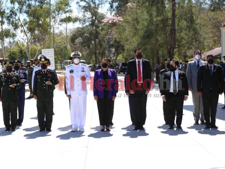 El histórico nombramiento de Xiomara Castro como comandante de las FF AA (FOTOS)